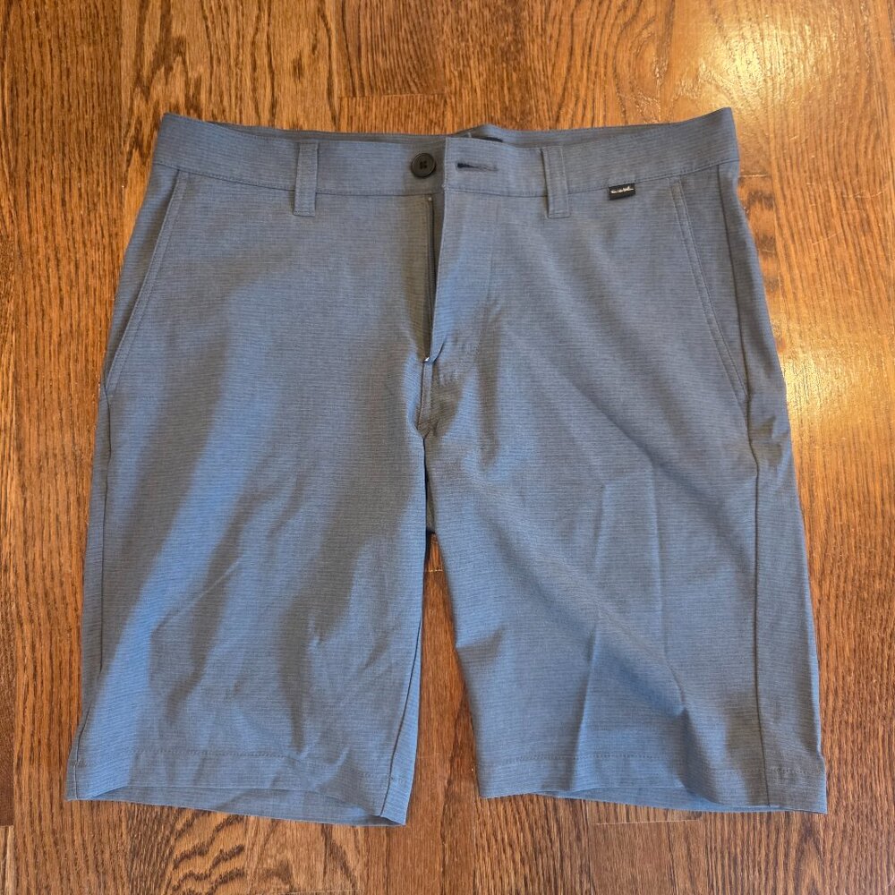 Travis Mathew Sand Harbor Golf Shorts, 32W in Heather Dark Gray